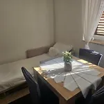 شقة Josipa-apartman *