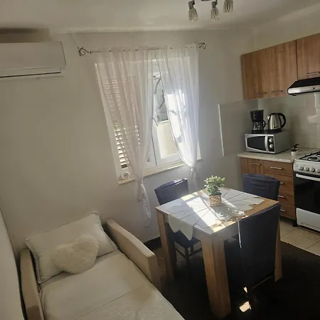 Josipa-apartman Ražanac